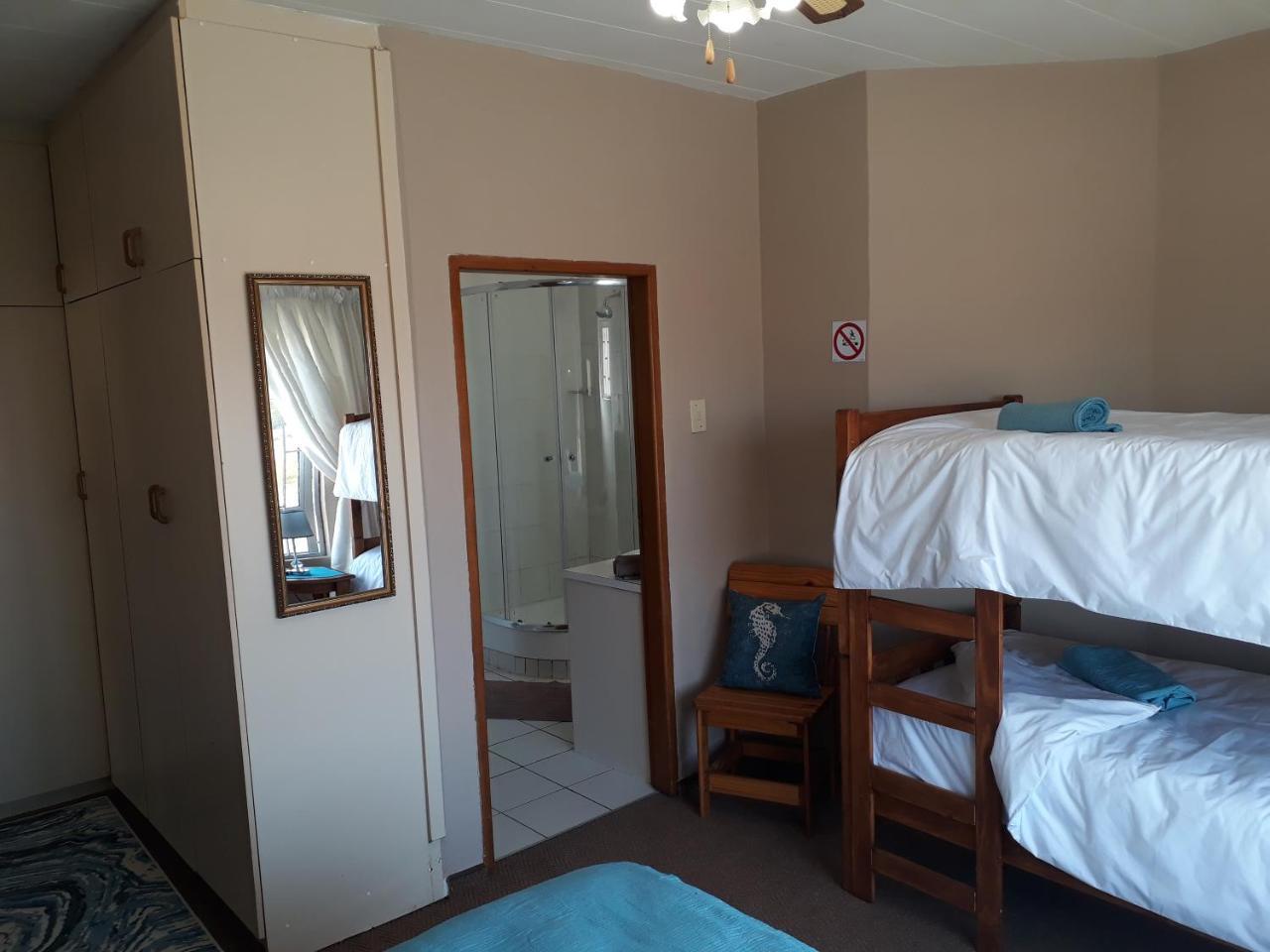 Starfish Guesthouse Lüderitz Zewnętrze zdjęcie