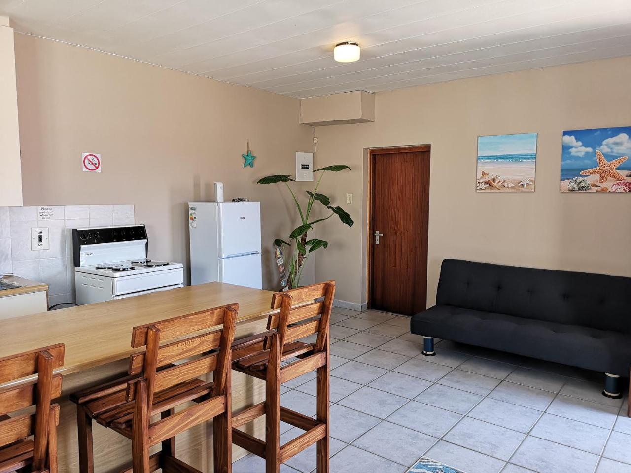 Starfish Guesthouse Lüderitz Zewnętrze zdjęcie