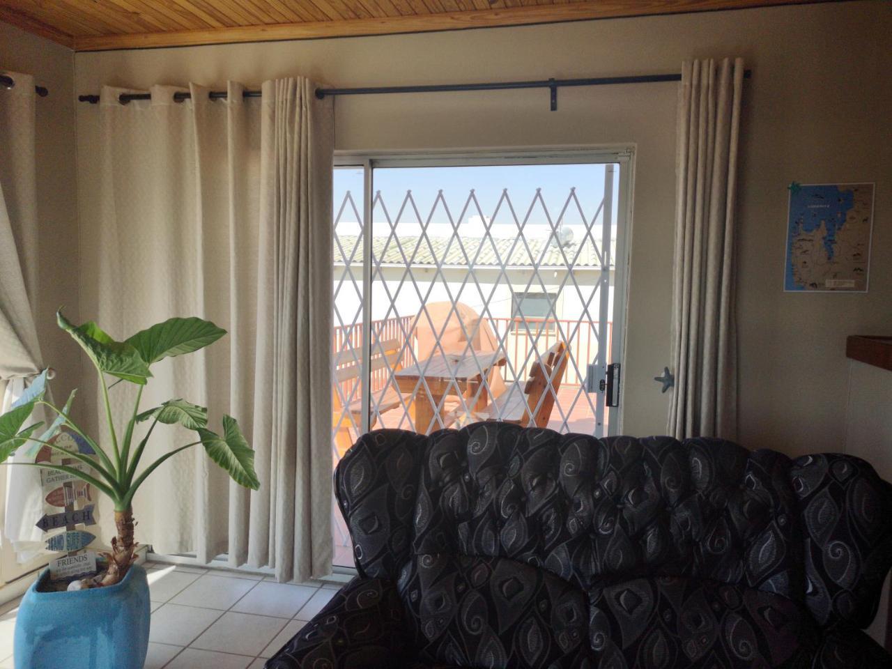 Starfish Guesthouse Lüderitz Zewnętrze zdjęcie