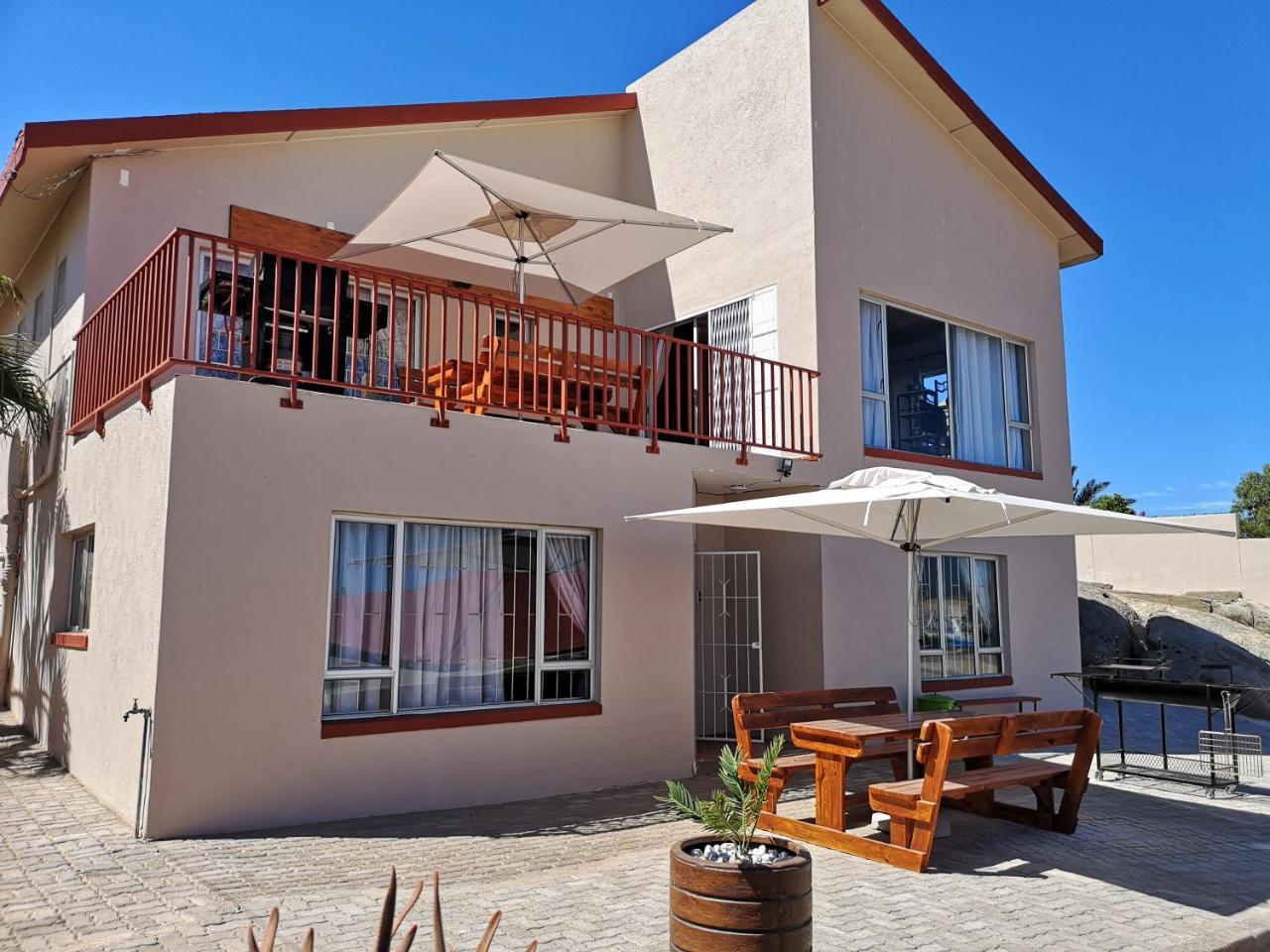 Starfish Guesthouse Lüderitz Zewnętrze zdjęcie